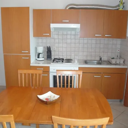 Dujmovic Ana * Baska (Krk)